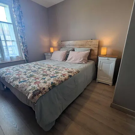 De La Grand'cour Holiday home Frampas