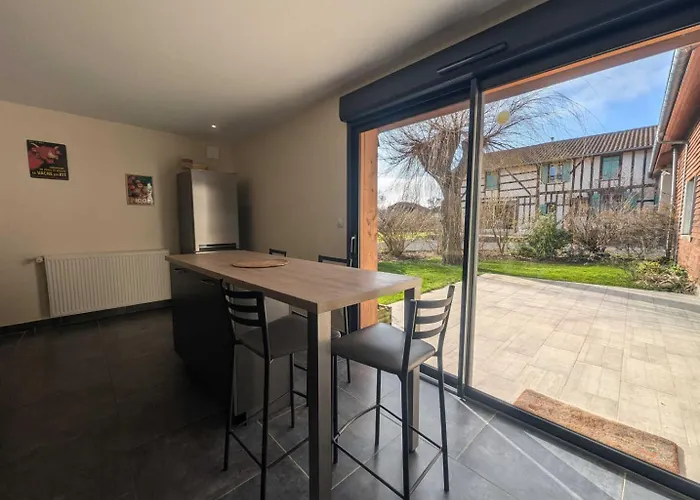 De La Grand'cour * Frampas